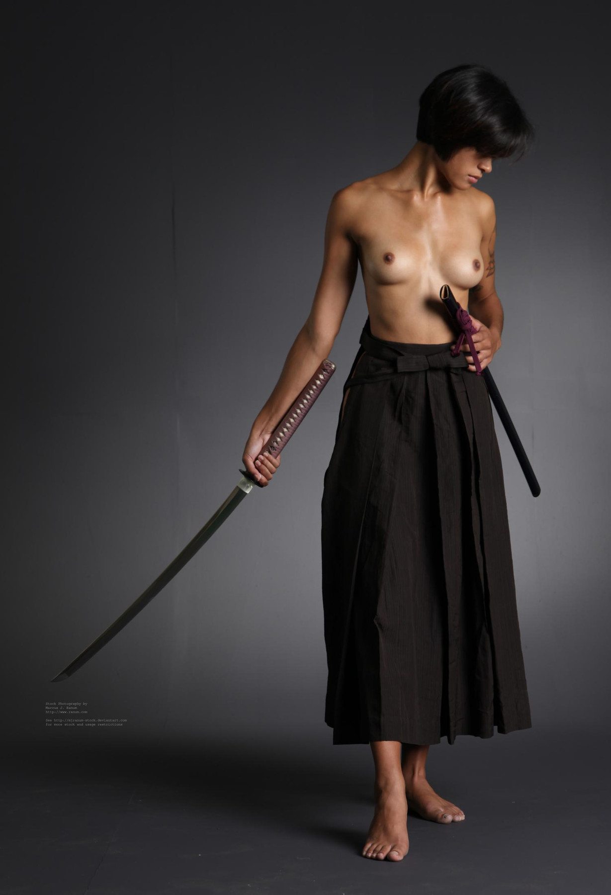 голая японка с мечом фото 4