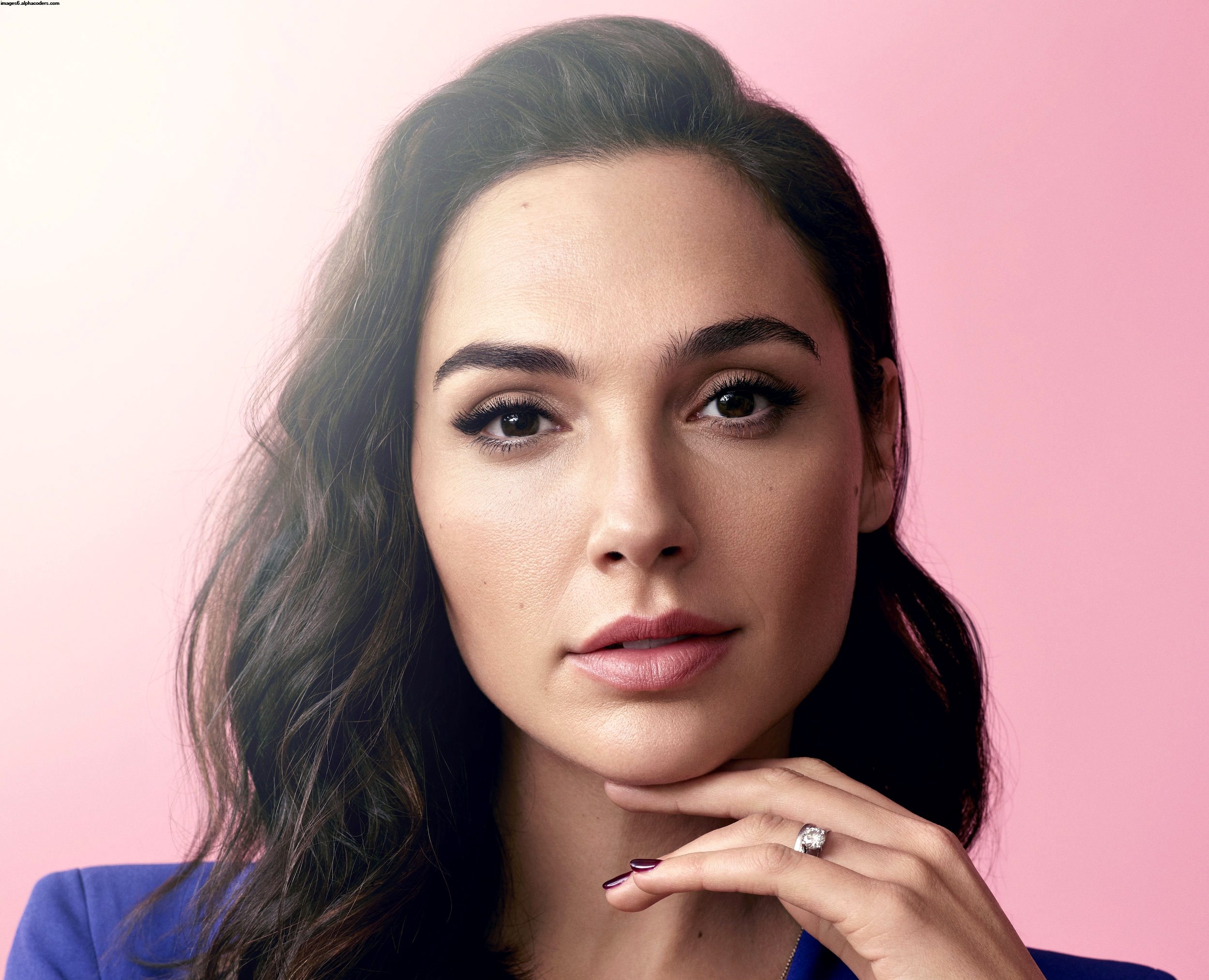 Изображение помечено: Brunette, Gal Gadot, Celebrity - Star, Safe for work