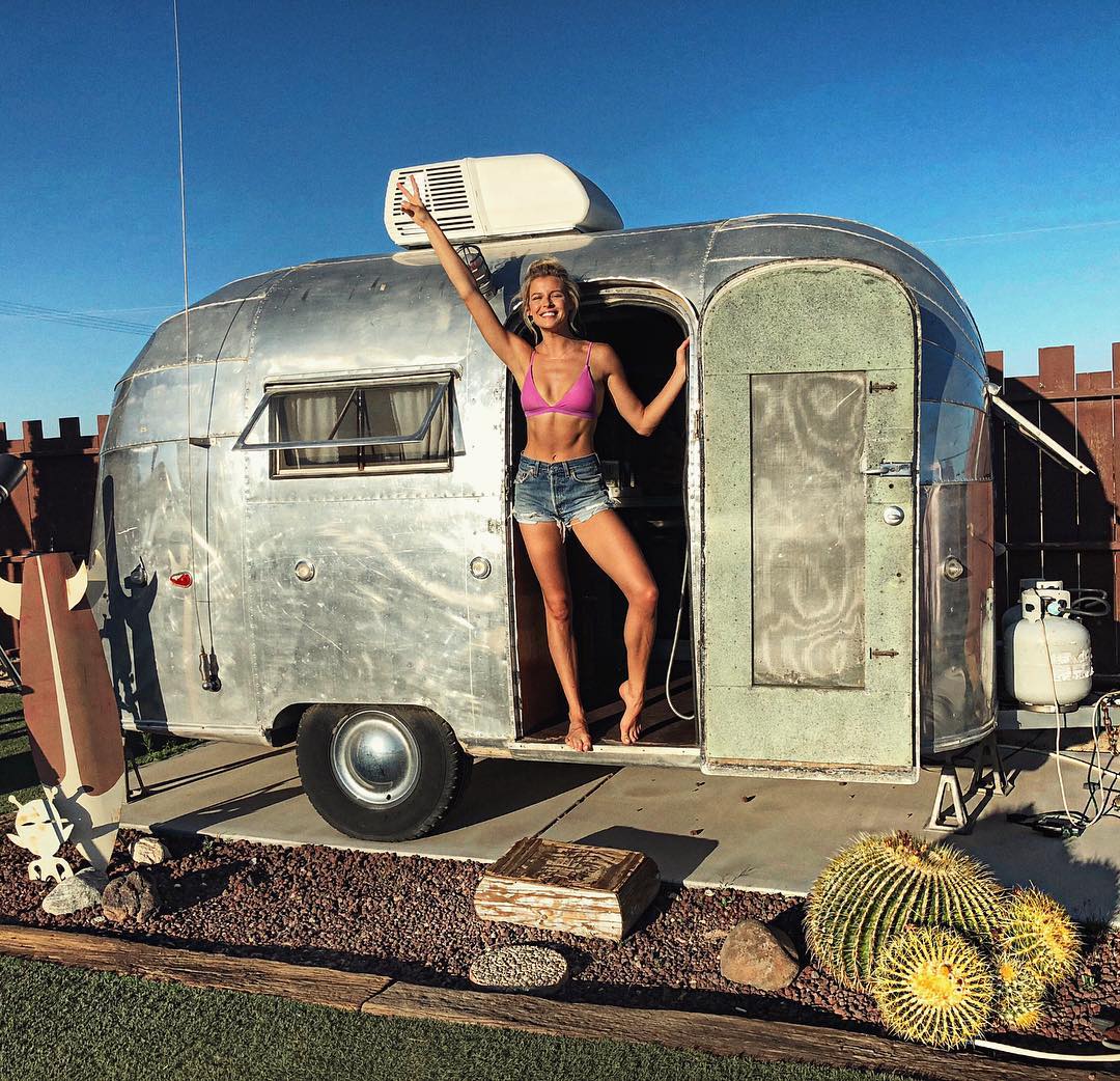 Изображение помечено: Skinny, Abby Neff, American, Bikini, Blonde, Feet, Legs, Smiling, Cute, Small Tits, Tummy