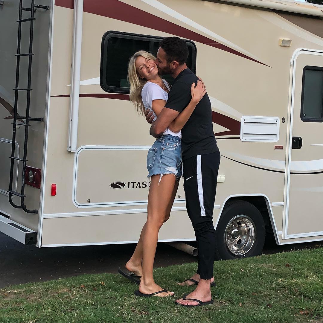 Изображение помечено: Skinny, Abby Neff, American, Blonde, Legs, Cute