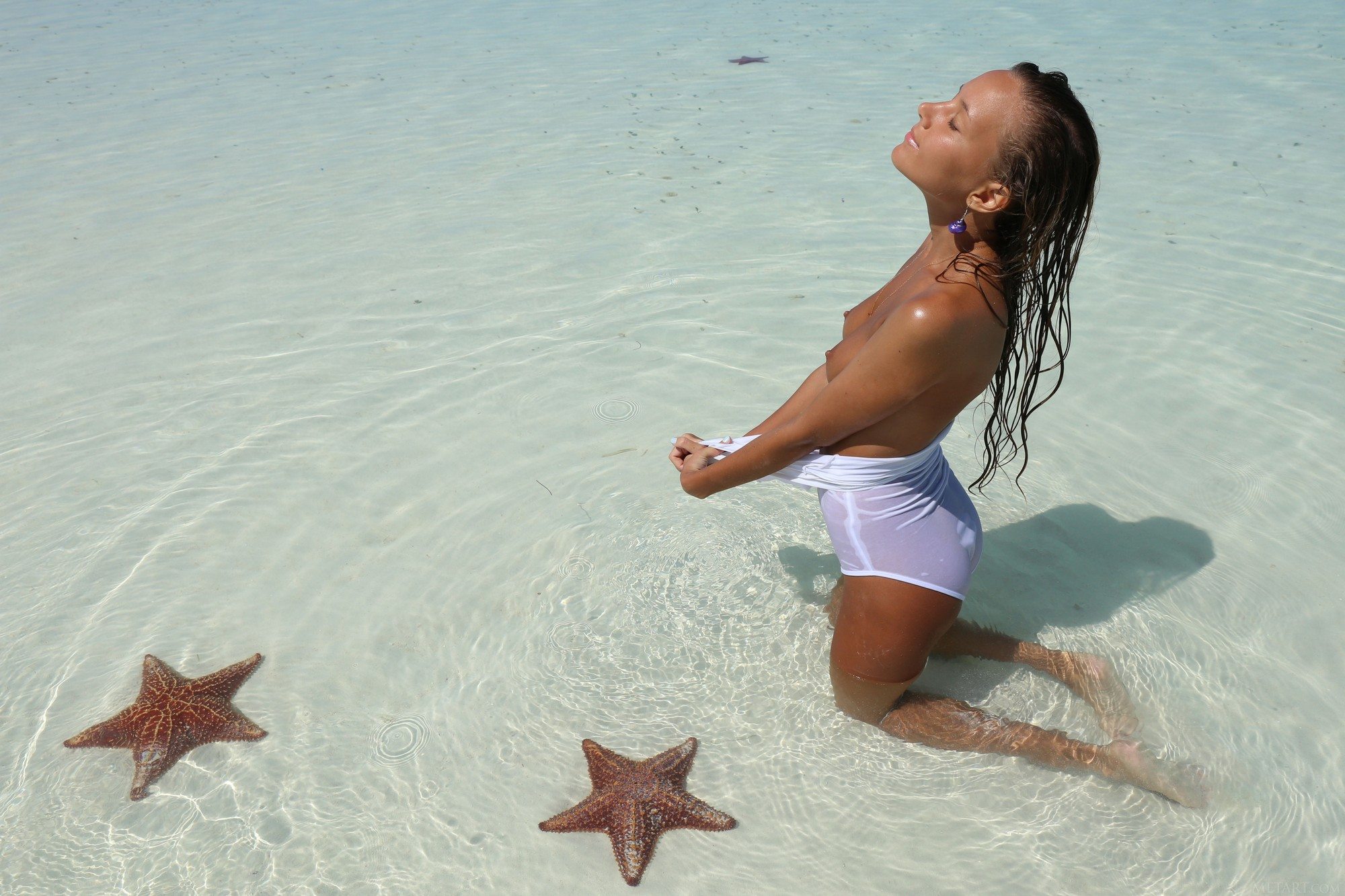 Изображение помечено: Skinny, Beach, Blonde, Katya Clover - Mango A, Legs, MET Art, Russian, Sexy Wallpaper, Vlad Kleverov, Ydenar, Cute, Small Tits, Tanned