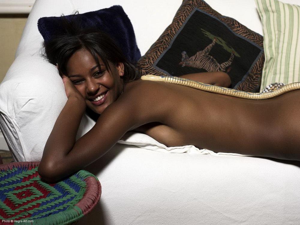 Изображение помечено: Skinny, Black, Hegre Art, Naomi, Sexy Wallpaper, Smiling, South African, Cute