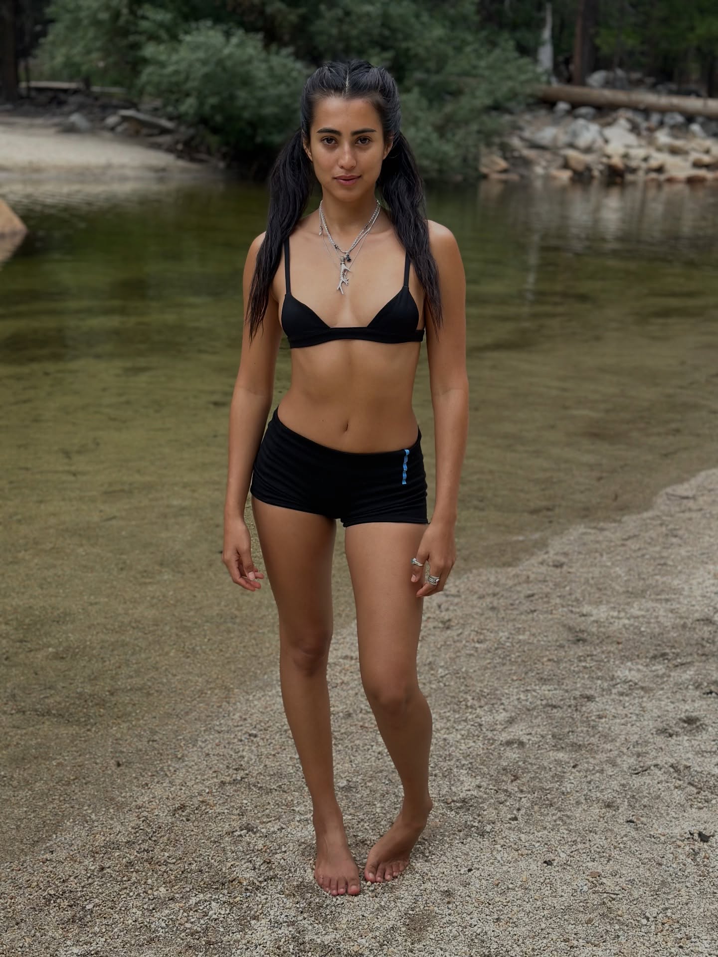 Изображение помечено: Skinny, Brunette, Feet, Katherinne Rodriguez, Legs, Nature, Costa Rican, Cute, Tummy