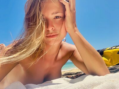 Изображение помечено: Beach, Belgian, Blonde, Eyes, Marisa Papen, Sexy Wallpaper, Cute