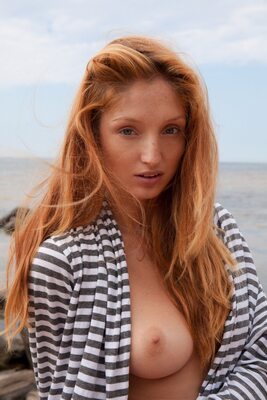 Изображение помечено: Beach, Eyes, Fugite, MET Art, Red Fox - Michelle Starr - Michelle H, Redhead, Ukrainian, Boobs