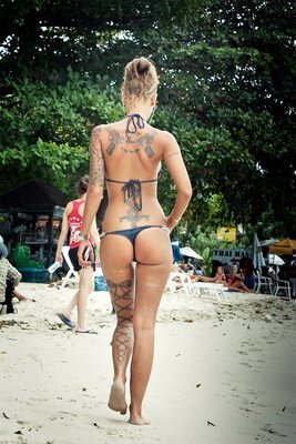 Изображение помечено: Beach, Tattoo