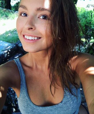 Изображение помечено: Belgian, Brunette, Eyes, Marisa Papen, Smiling, Cute, Face, Safe for work