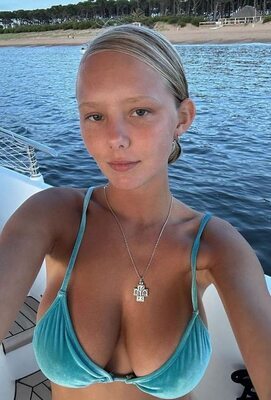 Изображение помечено: Bikini, Blonde, Boat, Busty, Eyes, Selfie, What is her name, Cute