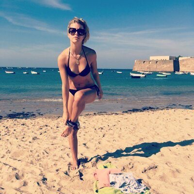 Изображение помечено: Blonde, Beach, Bikini, Camgirl, Chaturbate, Jana Volkova