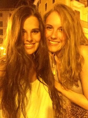 Изображение помечено: Blonde, Brunette, Caterina, Eyes, Italian, 2 girls, Cute, Safe for work, Smiling