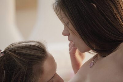 Изображение помечено: Blonde, Brunette, Enchanting Real Orgasms, Katya Clover - Mango A, Little Caprice, X-Art, 2 girls, Cute, Czech, Lesbian, Russian, Sexy Wallpaper