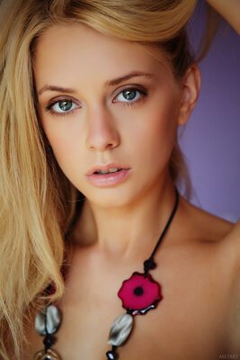 Изображение помечено: Blonde, Eyes, Jennifer Mackay, MET Art, Supro, Ukrainian, Close-up, Cute, Face, Safe for work