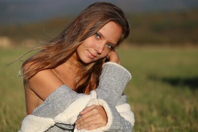 Изображение помечено: Blonde, Katya Clover - Mango A, Cute, Eyes, Nature, Russian, Sexy Wallpaper