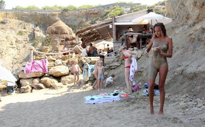 Изображение помечено: Blonde, Katya Clover - Mango A, Muddy at the beach, Beach, Russian