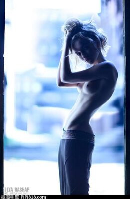 Изображение помечено: Blonde, Skinny, Small Tits
