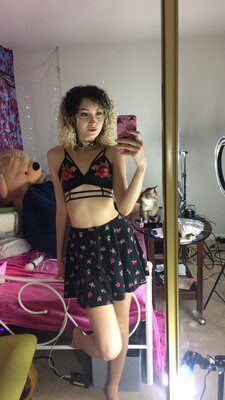 Изображение помечено: Bambii Bonsai, Brunette, Camgirl, Chaturbate, nood.tv, Selfie