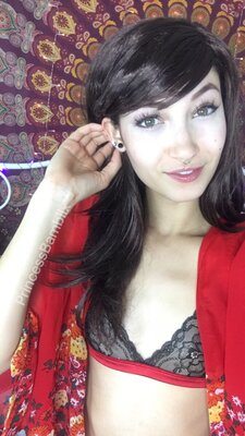 Изображение помечено: Bambii Bonsai, Brunette, Camgirl, Chaturbate, nood.tv