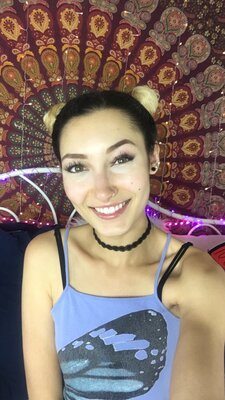 Изображение помечено: Bambii Bonsai, Brunette, Camgirl, Chaturbate, nood.tv
