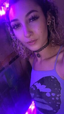 Изображение помечено: Bambii Bonsai, Brunette, Camgirl, Chaturbate, nood.tv
