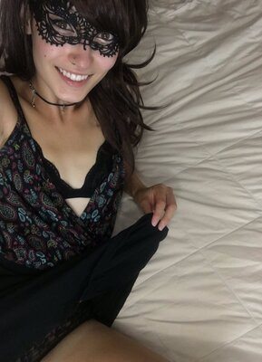 Изображение помечено: Bambii Bonsai, Brunette, Camgirl, Chaturbate, nood.tv