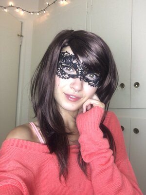 Изображение помечено: Bambii Bonsai, Brunette, Camgirl, Chaturbate, nood.tv