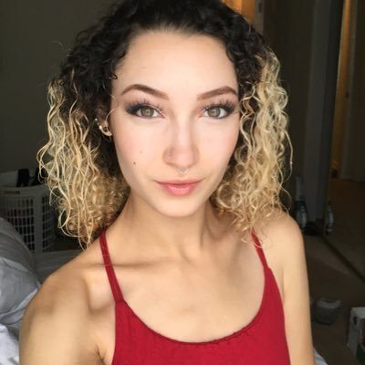 Изображение помечено: Bambii Bonsai, Brunette, Camgirl, Chaturbate, nood.tv