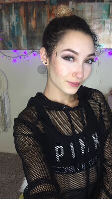 Изображение помечено: Bambii Bonsai, Brunette, Camgirl, Chaturbate, nood.tv
