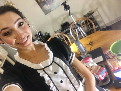 Изображение помечено: Bambii Bonsai, Brunette, Camgirl, Chaturbate, nood.tv