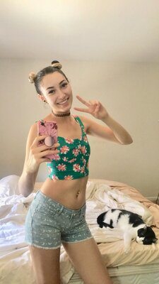 Изображение помечено: Bambii Bonsai, Brunette, Camgirl, Chaturbate, nood.tv