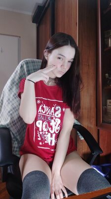 Изображение помечено: Brunette, Camgirl, Chaturbate, MeowMeowMay