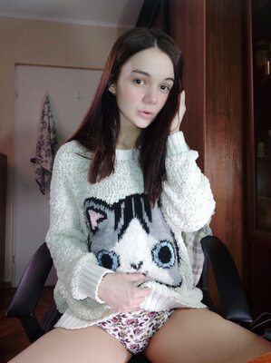 Изображение помечено: Brunette, Camgirl, Chaturbate, MeowMeowMay