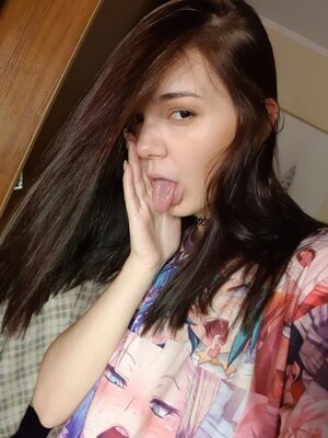 Изображение помечено: Brunette, Camgirl, Chaturbate, MeowMeowMay