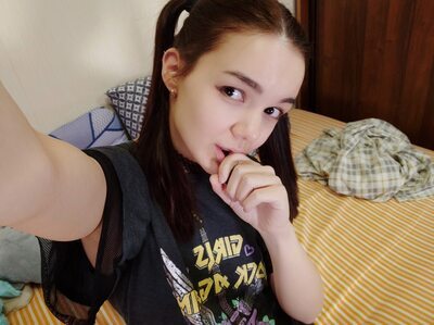 Изображение помечено: Brunette, Camgirl, Chaturbate, MeowMeowMay