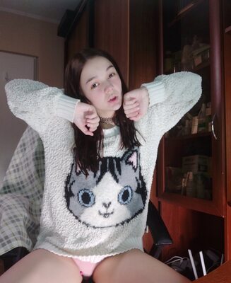 Изображение помечено: Brunette, Camgirl, Chaturbate, MeowMeowMay