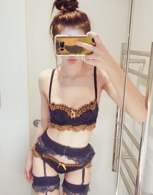 Изображение помечено: Brunette, Camgirl, Lingerie, ManyVids.com, MissAlice_94 - MissAlice_18, Selfie, nood.tv