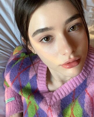 Изображение помечено: Brunette, Dasha Taran, Cute, Eyes, Face, Russian, Safe for work
