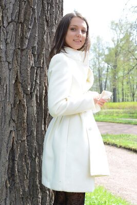 Изображение помечено: Brunette, Foxy Di - Nensi B - Medina U, MET Art, Mikhail Paramonov - Paromov, Mirtila, Russian, Cute, Safe for work