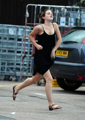 Изображение помечено: Emma Watson, Celebrity - Star, English