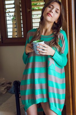 Изображение помечено: Skinny, Alex Lynn, Brunette, Mila Azul, Phez, SexArt, Ukrainian, Cute, Safe for work