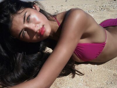 Изображение помечено: Skinny, American, Beach, Bikini, Brunette, Eyes, Meeya Dugied, Sexy Wallpaper, Cute, Face