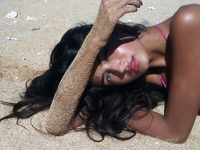Изображение помечено: Skinny, American, Beach, Bikini, Brunette, Eyes, Meeya Dugied, Sexy Wallpaper, Cute