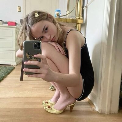 Picture tagged with: Skinny, American, Blonde, Emily - emilyycutiexo, Eyes, Selfie, Cute