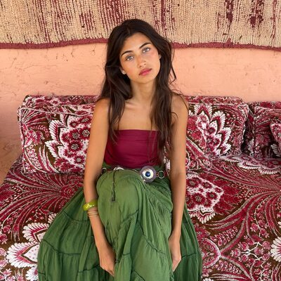 Изображение помечено: Skinny, American, Brunette, Eyes, Meeya Dugied, Cute