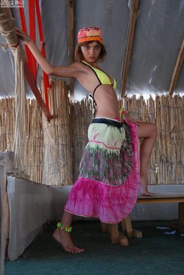 Изображение помечено: Skinny, Amour Angels, Bikini, Erene - Vera B - Katya, Eyes, Feet, Kazantip, Redhead, Russian, Skokov, Cute