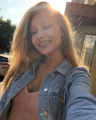 Изображение помечено: Skinny, Angelie Dolly - Angelica Elishes - Анжелика Элишес, Blonde, Russian, Selfie, Smiling