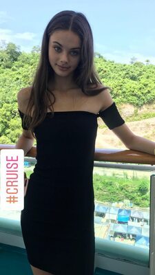 Изображение помечено: Skinny, Australian, Brunette, Eyes, Meika Woollard, Cute