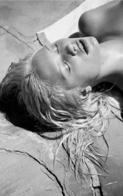 Изображение помечено: Skinny, American, Black and White, Blonde, Delilah Summer Parillo, Henrik Purienne, Sleeping, Cute, Face, Safe for work