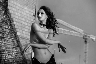 Изображение помечено: Skinny, Black and White, Brunette, Igor Kuprianow, Irina Telicheva - Ирина Теличева, Russian, Sexy Wallpaper, Art, Cute, Tummy