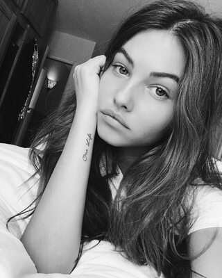 Изображение помечено: Skinny, Black and White, Brunette, Thylane Blondeau, Celebrity - Star, Cute, Eyes, French, Safe for work, Tattoo