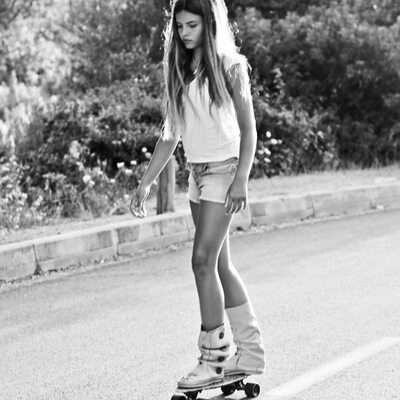 Изображение помечено: Skinny, Black and White, Brunette, Thylane Blondeau, Celebrity - Star, Cute, French, Legs, Safe for work, Sport